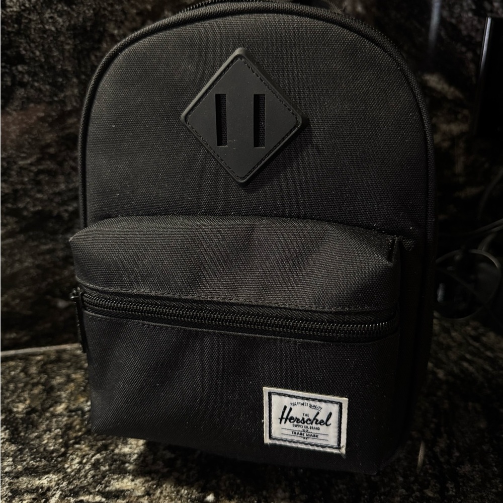 Herschel Black Lunchbag